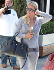 Paris Hilton Leaving Equinox Gym West Hollywood ZiDqO9WCeIrl