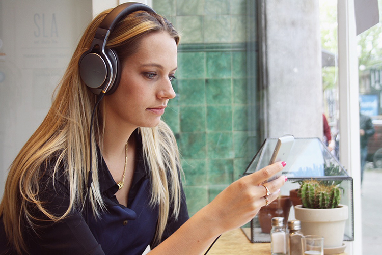 sony-mdr1-headphones-review-fashion-blogger9