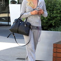 Paris Hilton Leaving Equinox Gym West Hollywood 0omLRYfycmEl