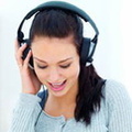 girl-blue-headphones-frontp