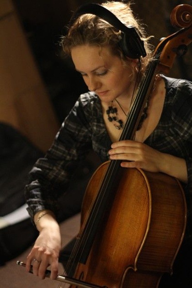 Cellist_Kamila_Wyrzykowska_1.jpg