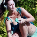 jennifer-love-hewitt-poolsde-in-hawaii-5.jpg