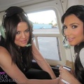 gallery enlarged-Khloe-Kardashian-Kim-Kardashian-Los-Angeles-Helicopter-12040914