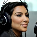 Kim-Kardashian-hots-up-the-Nova-studios-123559