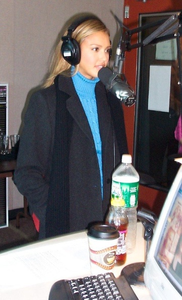 Jessica Alba radio200303