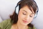 woman-headphones-sleep