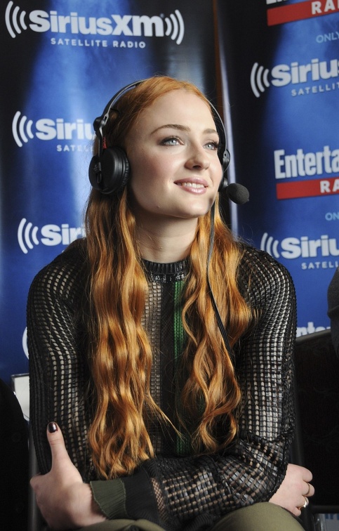 sophie-turner-siriusxm-s-ew-radio-channel-broadcasts-from-comic-con-in-san-diego-july-2015 1