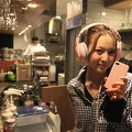 tokyo-headphone-girls-4