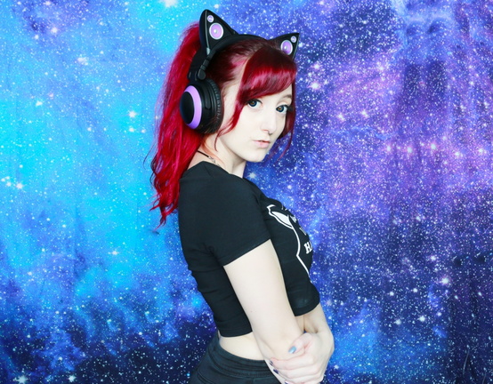 outerspacestyle-cat-ear-headphones-3-1024x798