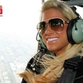 wwe-diva-kelly-kelly-flying-in-army-helicopter