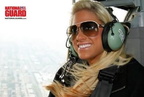 wwe-diva-kelly-kelly-flying-in-army-helicopter