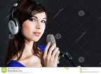 singer-microphone-14716750