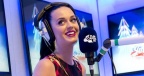 katy-perry-jingle-bell-ball-2013-backstage-1386447886-large-article-0