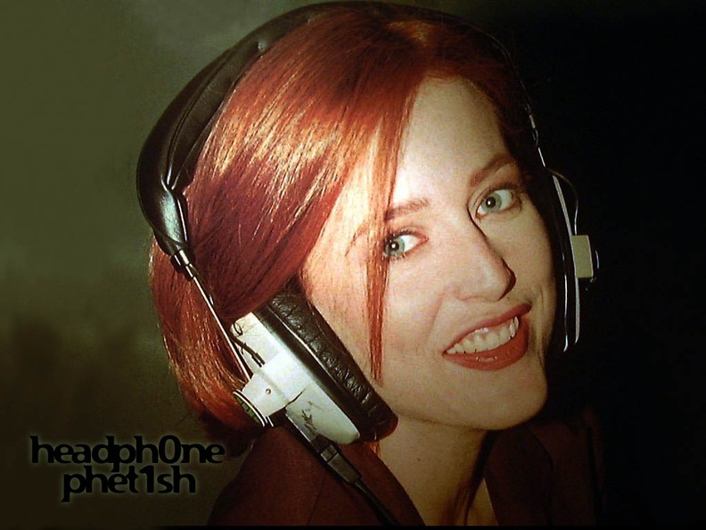 Gillian1024x768 (1987 visits, rating score 3.33) Gillian1024x768